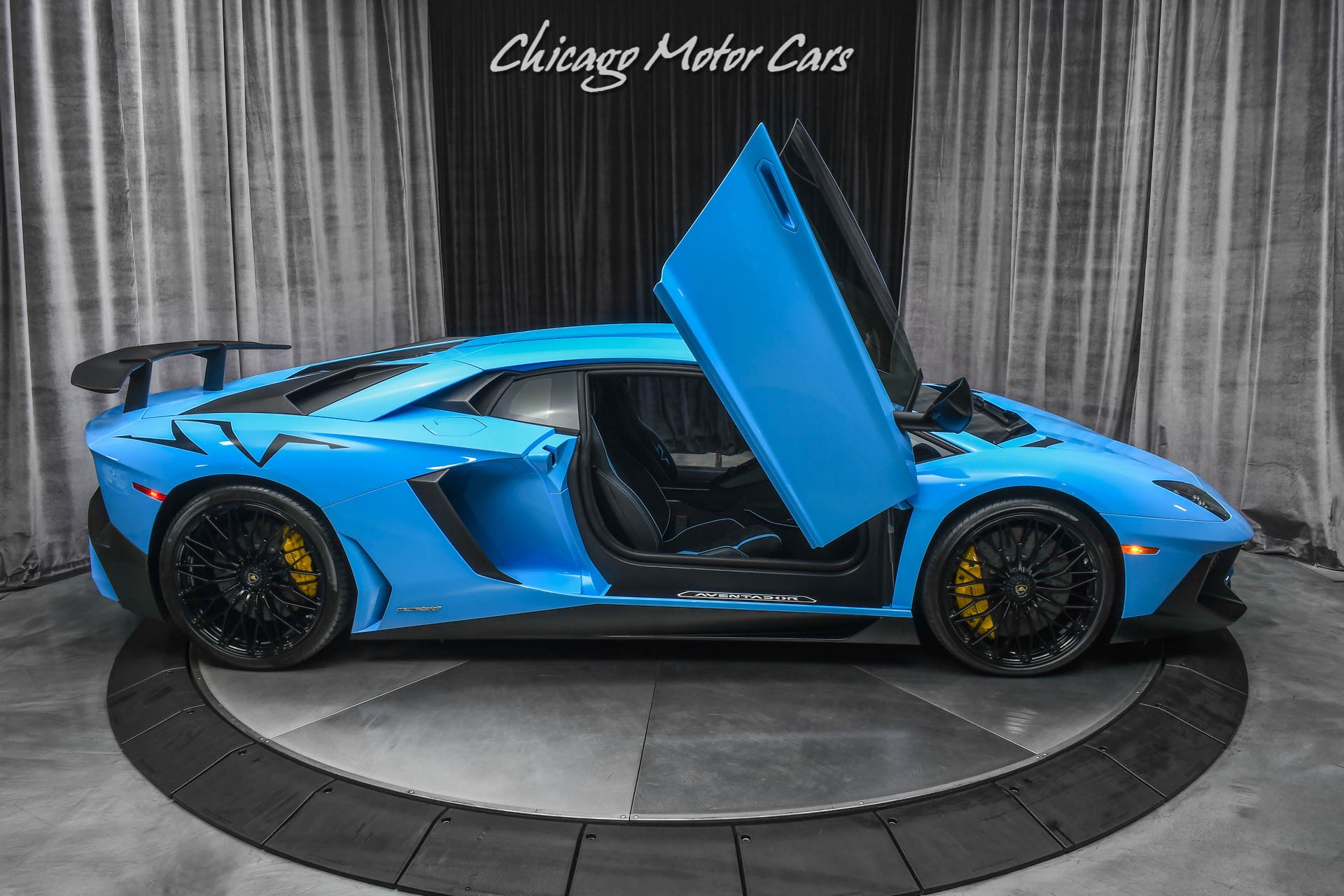 Used-2017-Lamborghini-Aventador-SV-LP750-4-Coupe-RARE-Blue-Cepheus-Carbon-Fiber-Only-5K-Miles