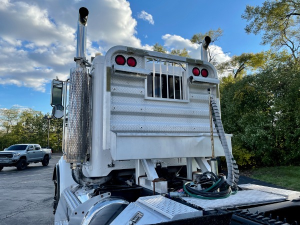 Used-2005-Peterbilt-378-Day-Cab---CAT-C15---475HP---18-Speed-with-AUX-TRANS--