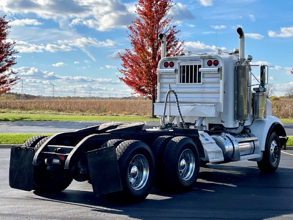 Used 2005 Peterbilt 378 Day Cab - CAT C15 - 475HP - 18 Speed with AUX TRANS - for sale Sold at Chicago Motor Cars in West Chicago IL 60185 5