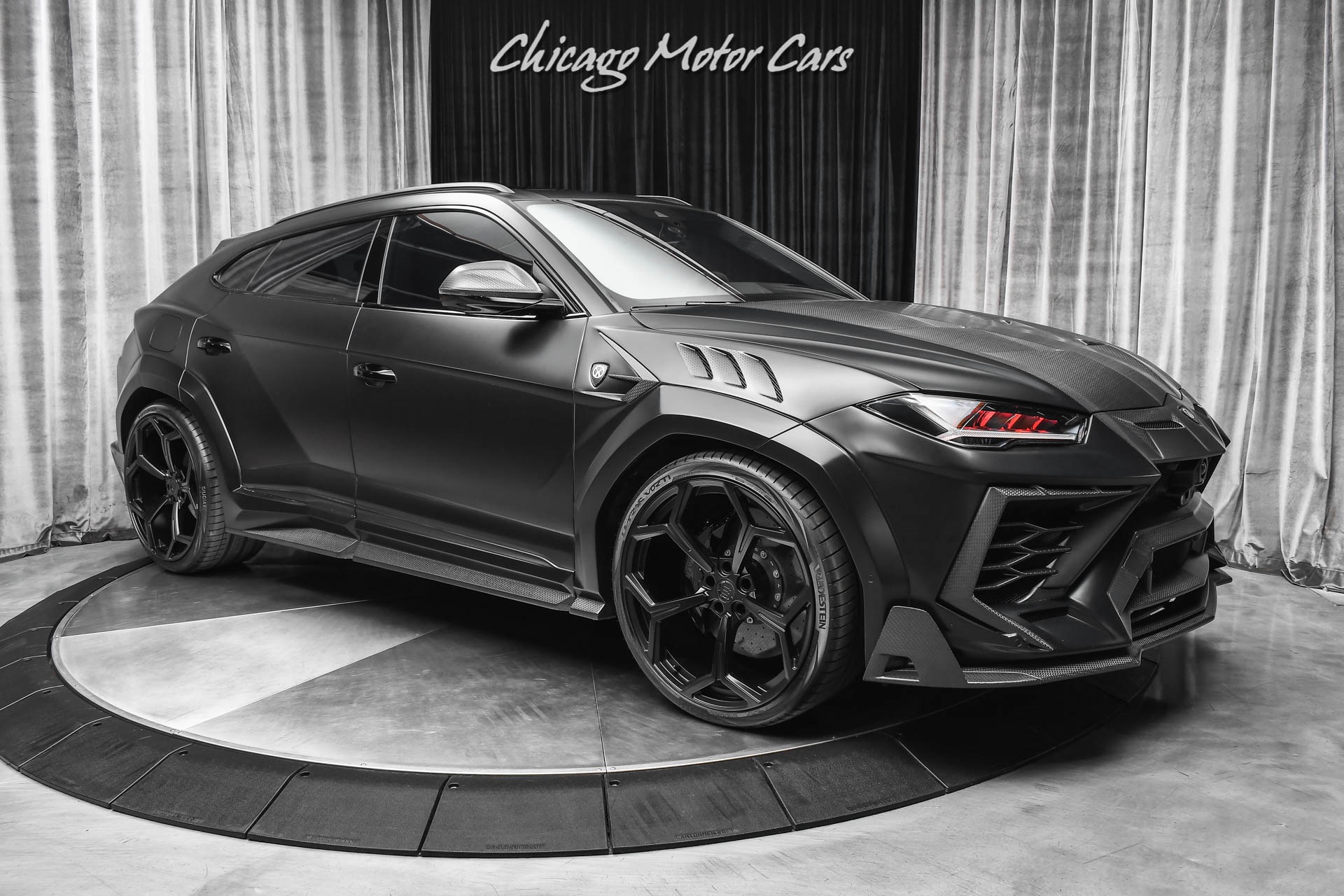 Black Lamborghini Urus Black Lamborghini Urus