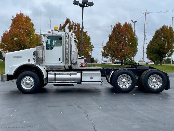 Used-2009-Kenworth-T800-Heavy-Haul---CAT-C15---18-Speed---86K-GVWR-Double-Lockers