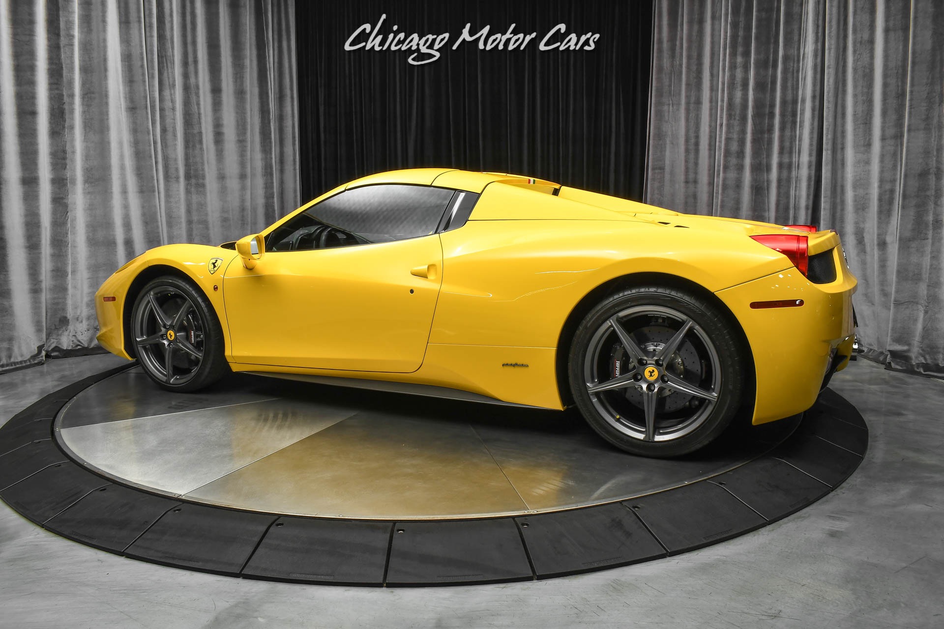 Used-2013-Ferrari-458-Spider-LOADED-Carbon-Fiber-Race-Package-Lift-System-Low-Miles-PPF