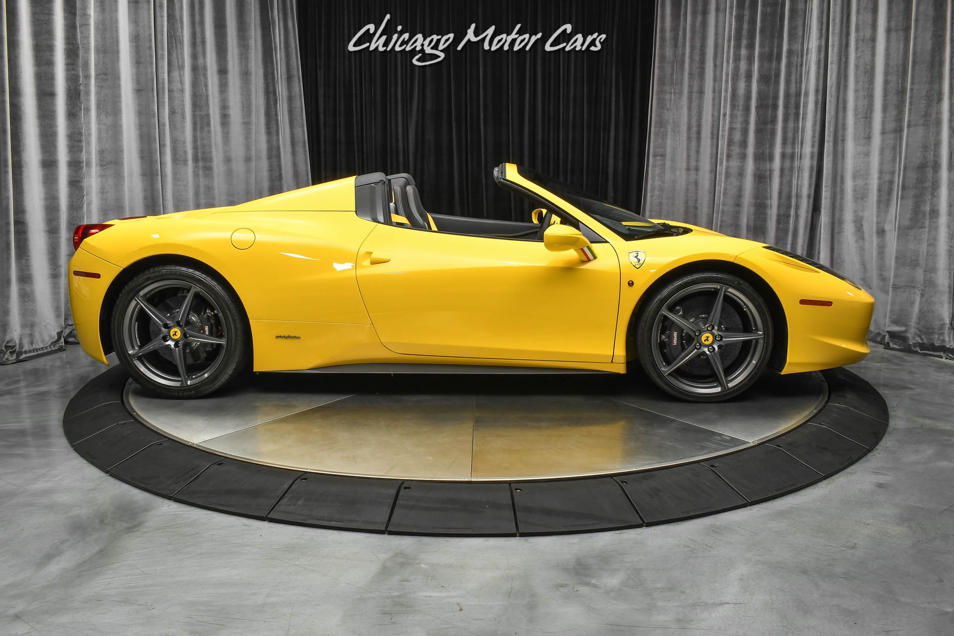 Used-2013-Ferrari-458-Spider-LOADED-Carbon-Fiber-Race-Package-Lift-System-Low-Miles-PPF