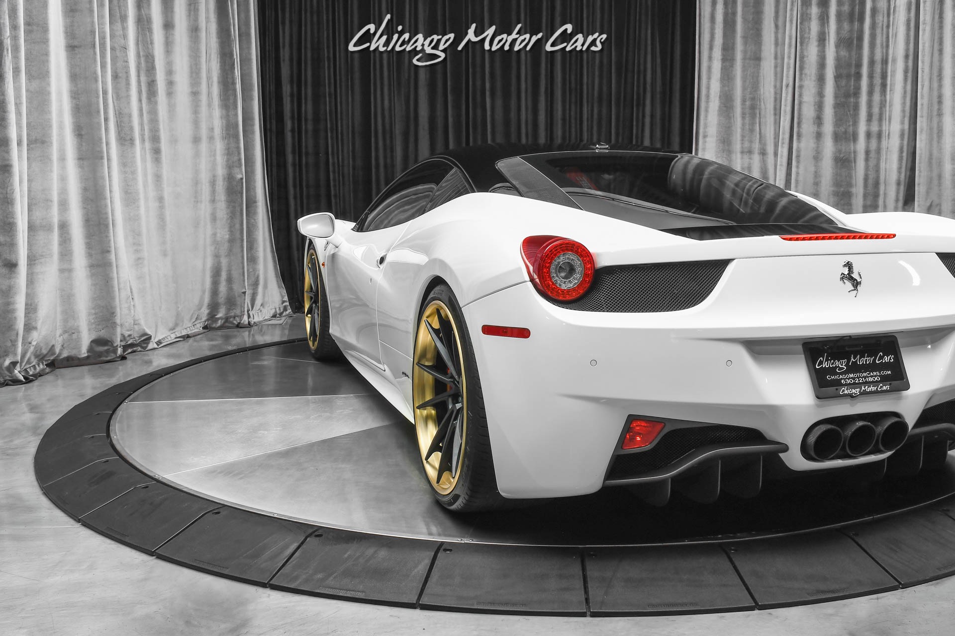 Used-2012-Ferrari-458-Italia-Coupe-Two-Tone-Paint-AKRAPOVIC-Exhaust-ANRKY-Wheels