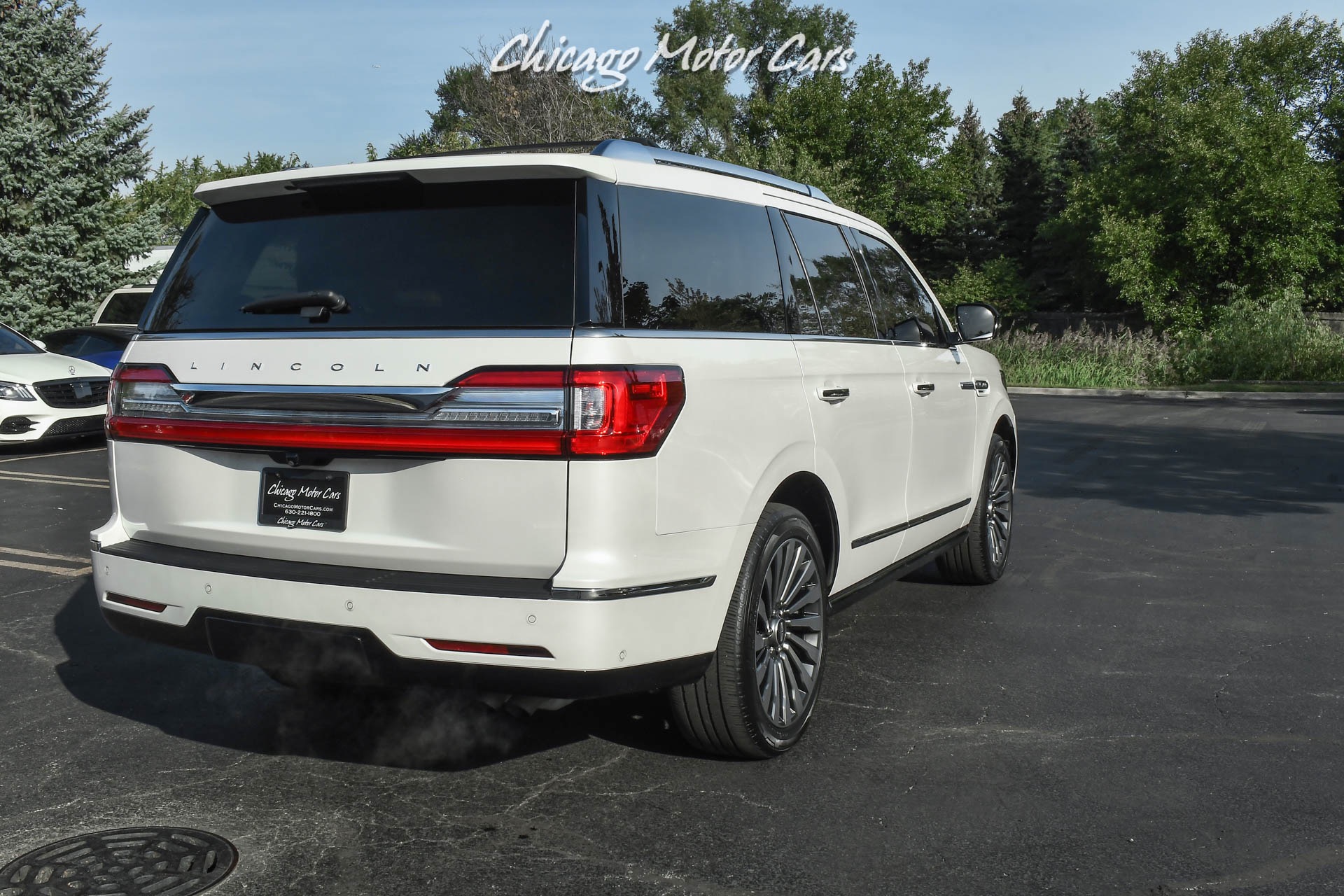 Used-2019-Lincoln-Navigator-Reserve-Tow-Pack-Perfect-Position-Seats-Rear-Entertainment