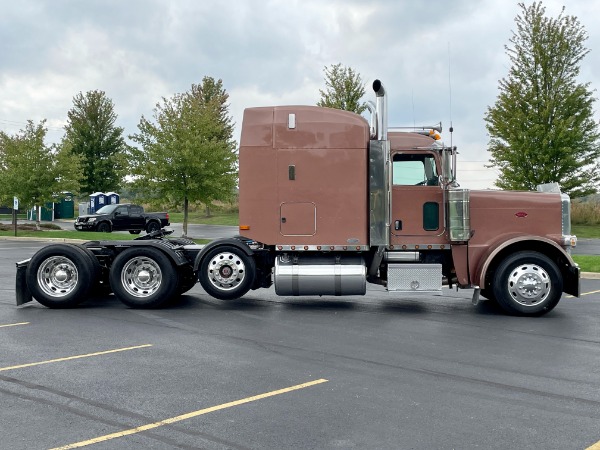 Used 2008 Peterbilt 388 Tri-Axle Sleeper - CAT C15 - 475HP - RECENT OVERHAUL WITH DOCUMENTS! for sale Sold at Chicago Motor Cars in West Chicago IL 60185 4