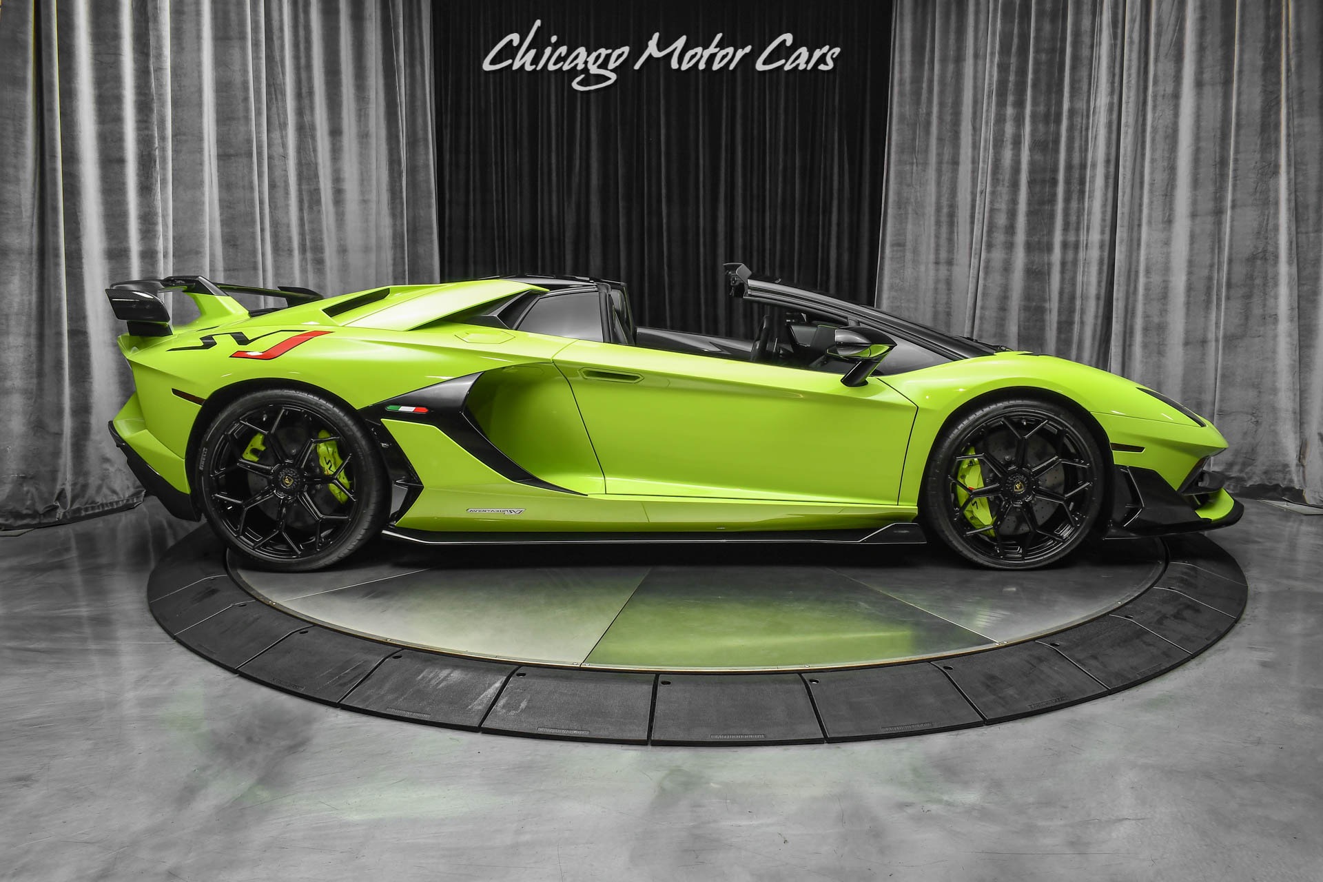 Used-2020-Lamborghini-Aventador-LP770-4-SVJ-Roadster-25K-in-Ad-Personam-options-STUNNING