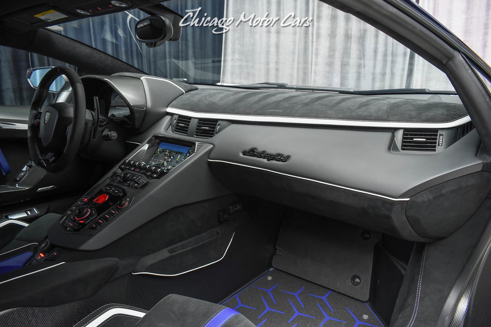 Used-2019-Lamborghini-Aventador-LP-770-4-SVJ-Coupe-RARE-Viola-Aletheia-Hot-Color-Combo-Carbon-Fiber