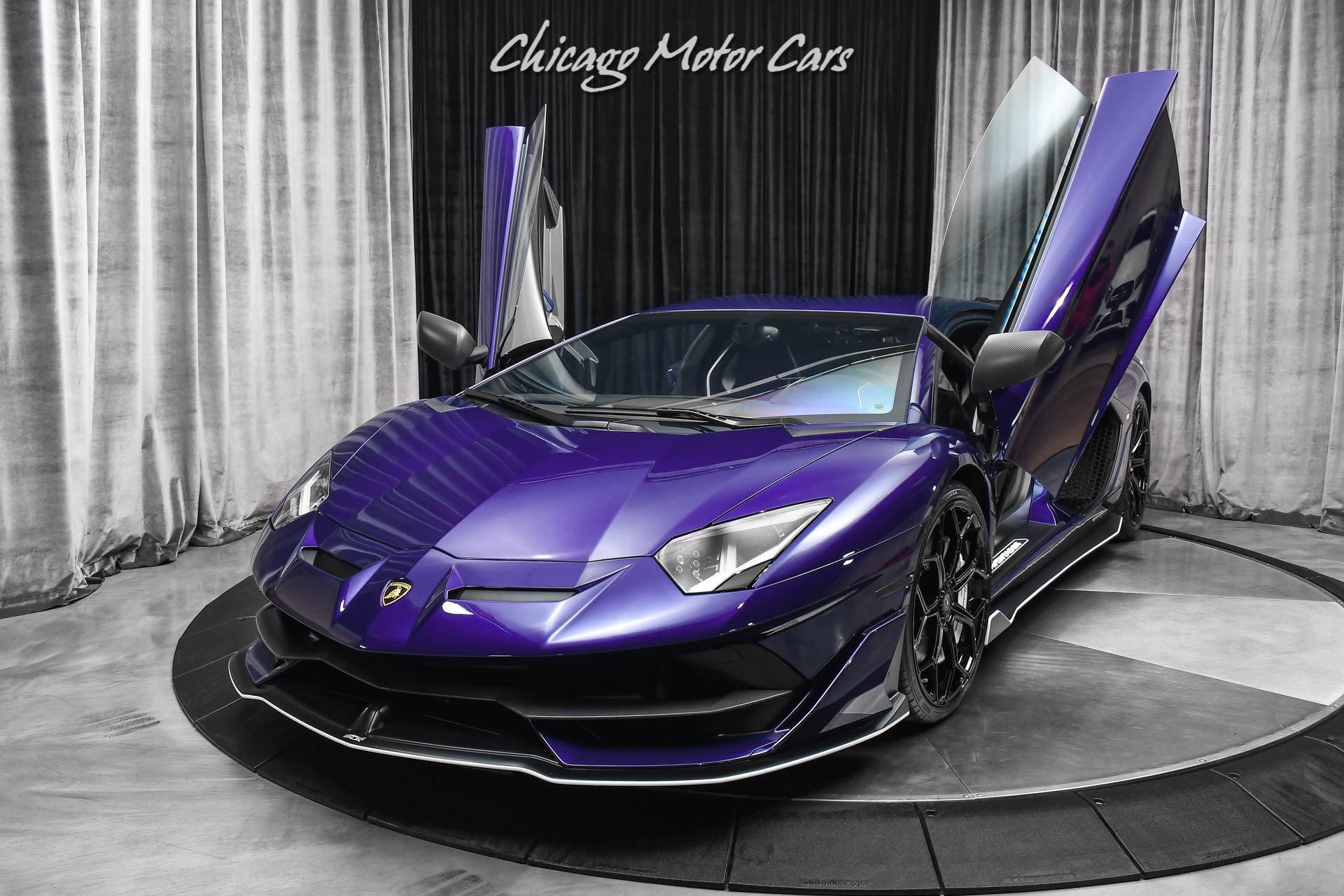 Used-2019-Lamborghini-Aventador-LP-770-4-SVJ-Coupe-RARE-Viola-Aletheia-Hot-Color-Combo-Carbon-Fiber