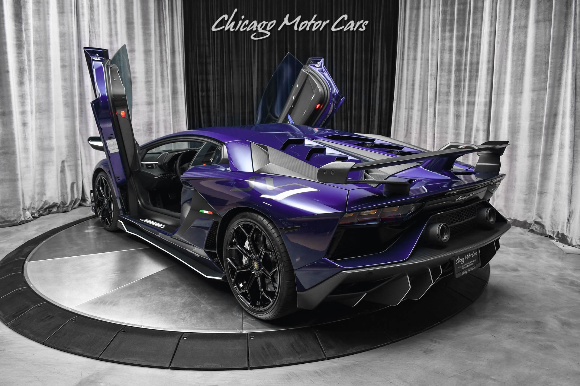 Used-2019-Lamborghini-Aventador-LP-770-4-SVJ-Coupe-RARE-Viola-Aletheia-Hot-Color-Combo-Carbon-Fiber