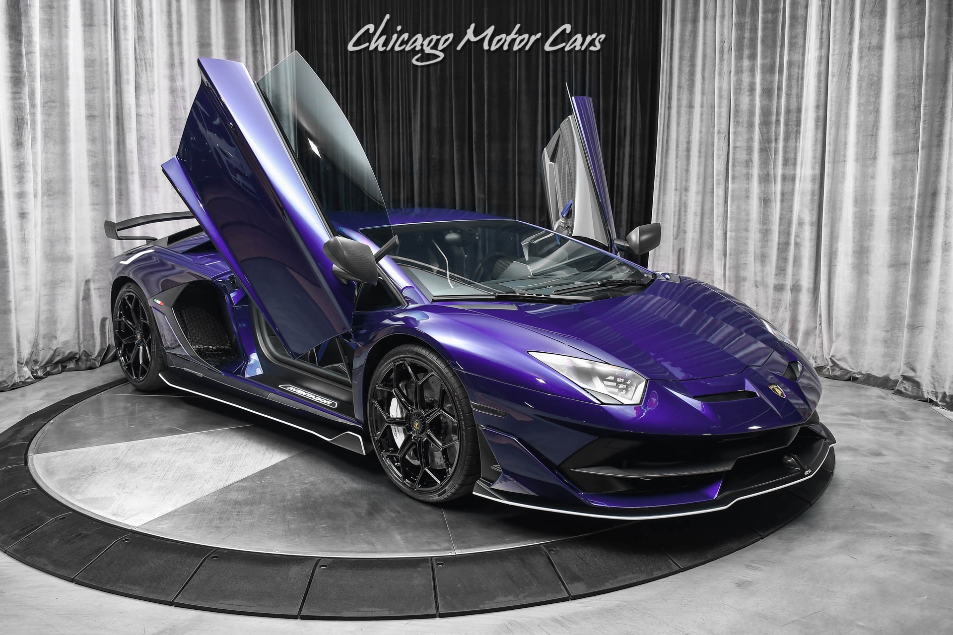 Used-2019-Lamborghini-Aventador-LP-770-4-SVJ-Coupe-RARE-Viola-Aletheia-Hot-Color-Combo-Carbon-Fiber