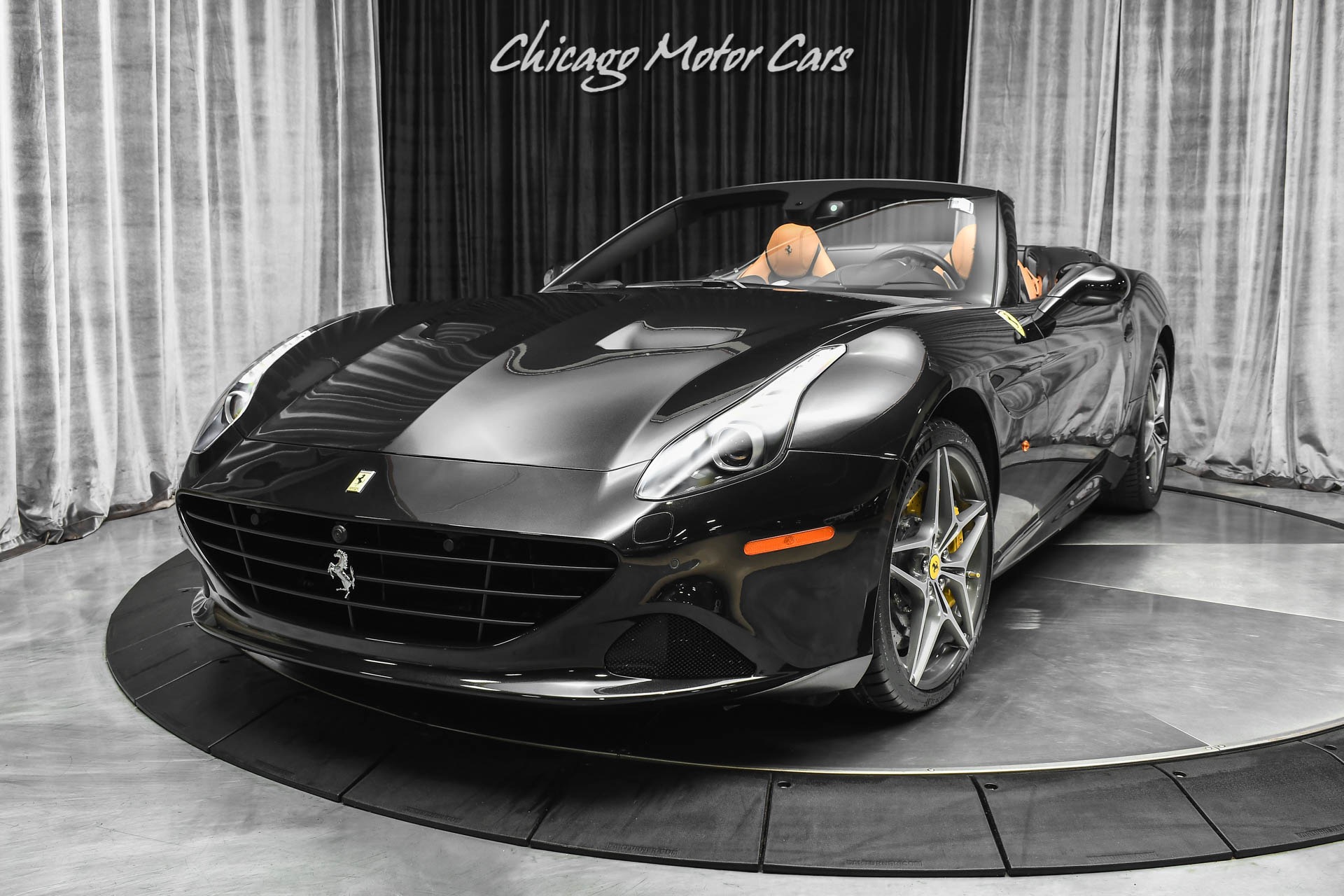 Used-2015-Ferrari-California-T-Convertible-20s-Only-13k-Miles-SERVICED-Optioned-Well-Hot-Color-Combo