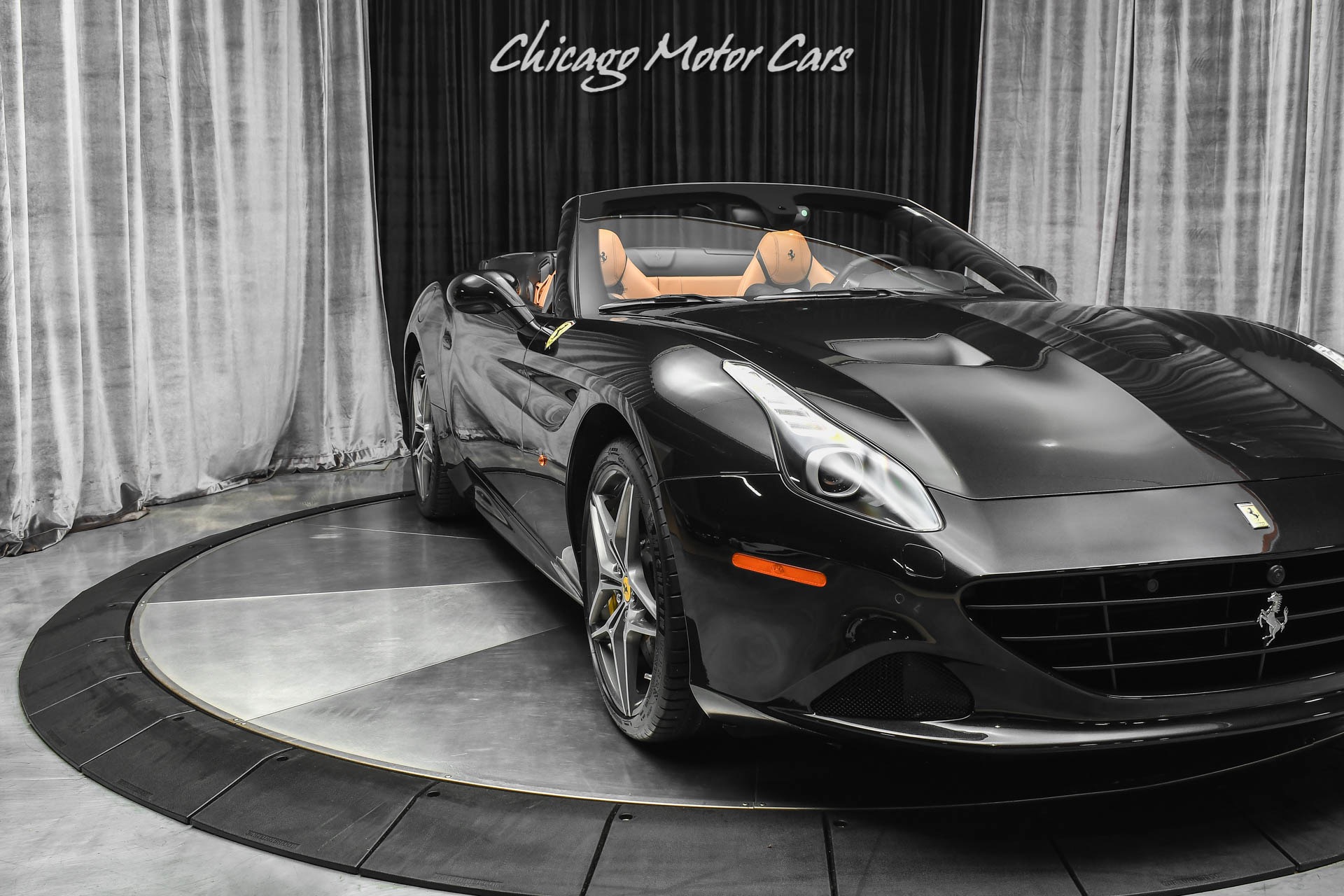 Used-2015-Ferrari-California-T-Convertible-20s-Only-13k-Miles-SERVICED-Optioned-Well-Hot-Color-Combo