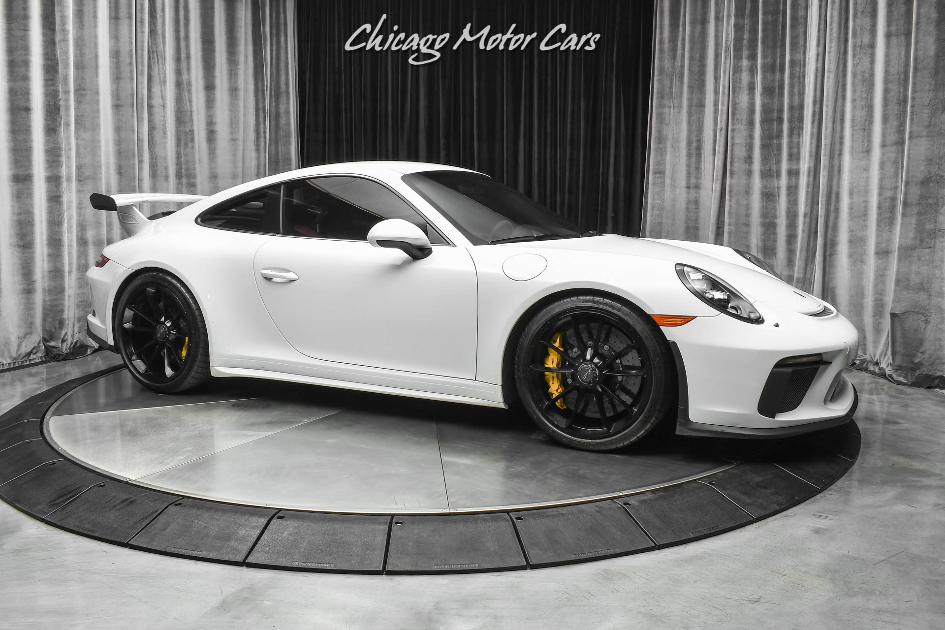 Used-2019-Porsche-911-GT3-6-Speed-Manual-Front-Axle-Lift-PCCB-Loaded