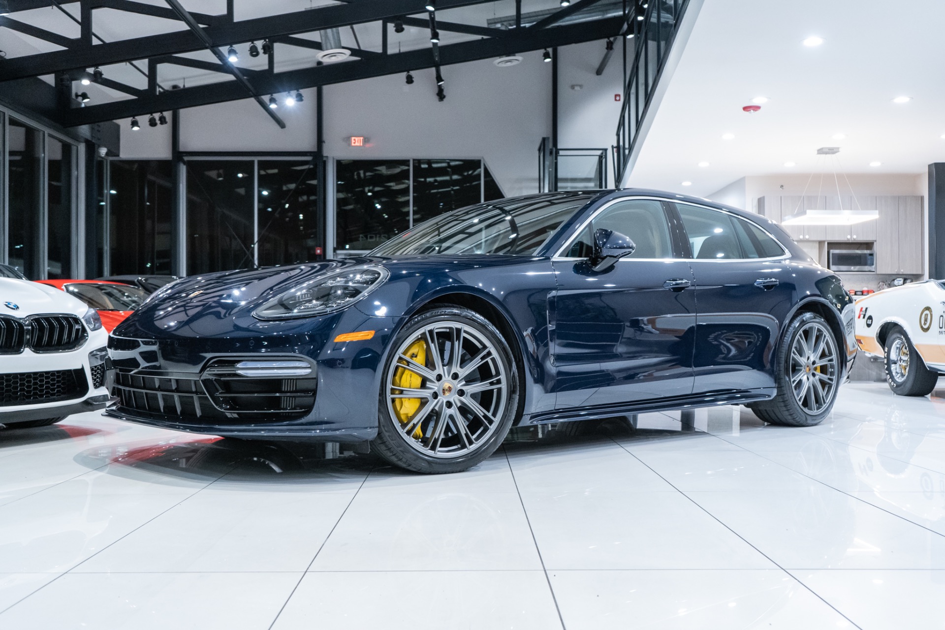 Used-2019-Porsche-Panamera-Turbo-Sport-Turismo-Carbon-Ceramics-PDCC-Sport-Design-Pkg-193k-MSRP