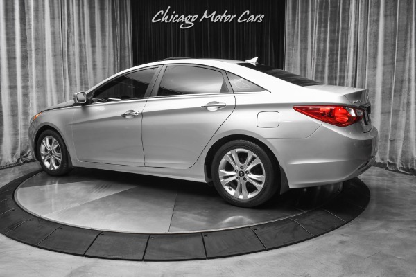 Used 2013 Hyundai Sonata Limited! Heated Front Seats! Dual Zone Climate! Leather! for sale Sold at Chicago Motor Cars in West Chicago IL 60185 3