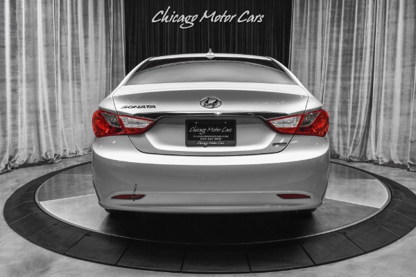 Used 2013 Hyundai Sonata Limited! Heated Front Seats! Dual Zone Climate! Leather! for sale Sold at Chicago Motor Cars in West Chicago IL 60185 4