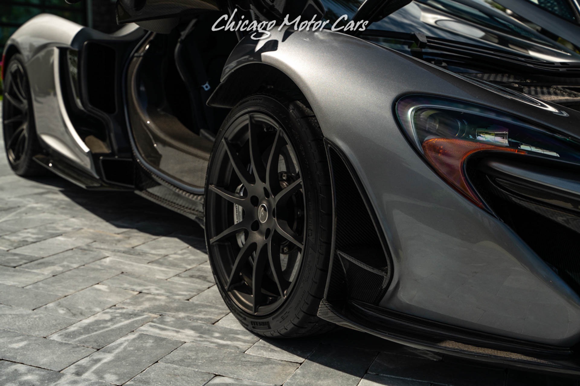 Used-2014-McLaren-P1-Coupe-Completely-Serviced-Carbon-Fiber-Collector-Quality