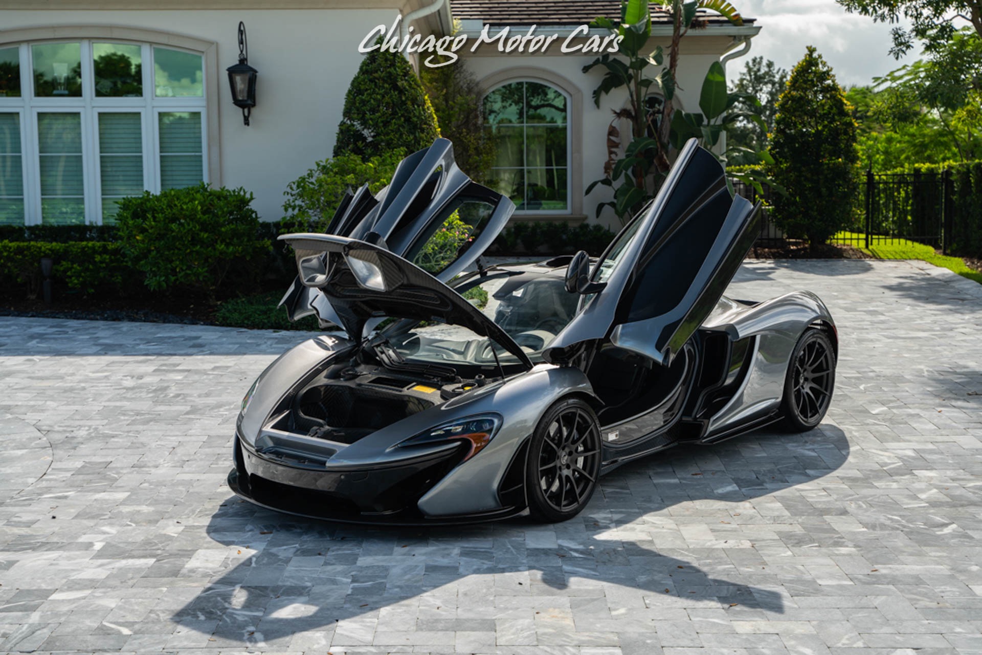 Used-2014-McLaren-P1-Coupe-Completely-Serviced-Carbon-Fiber-Collector-Quality