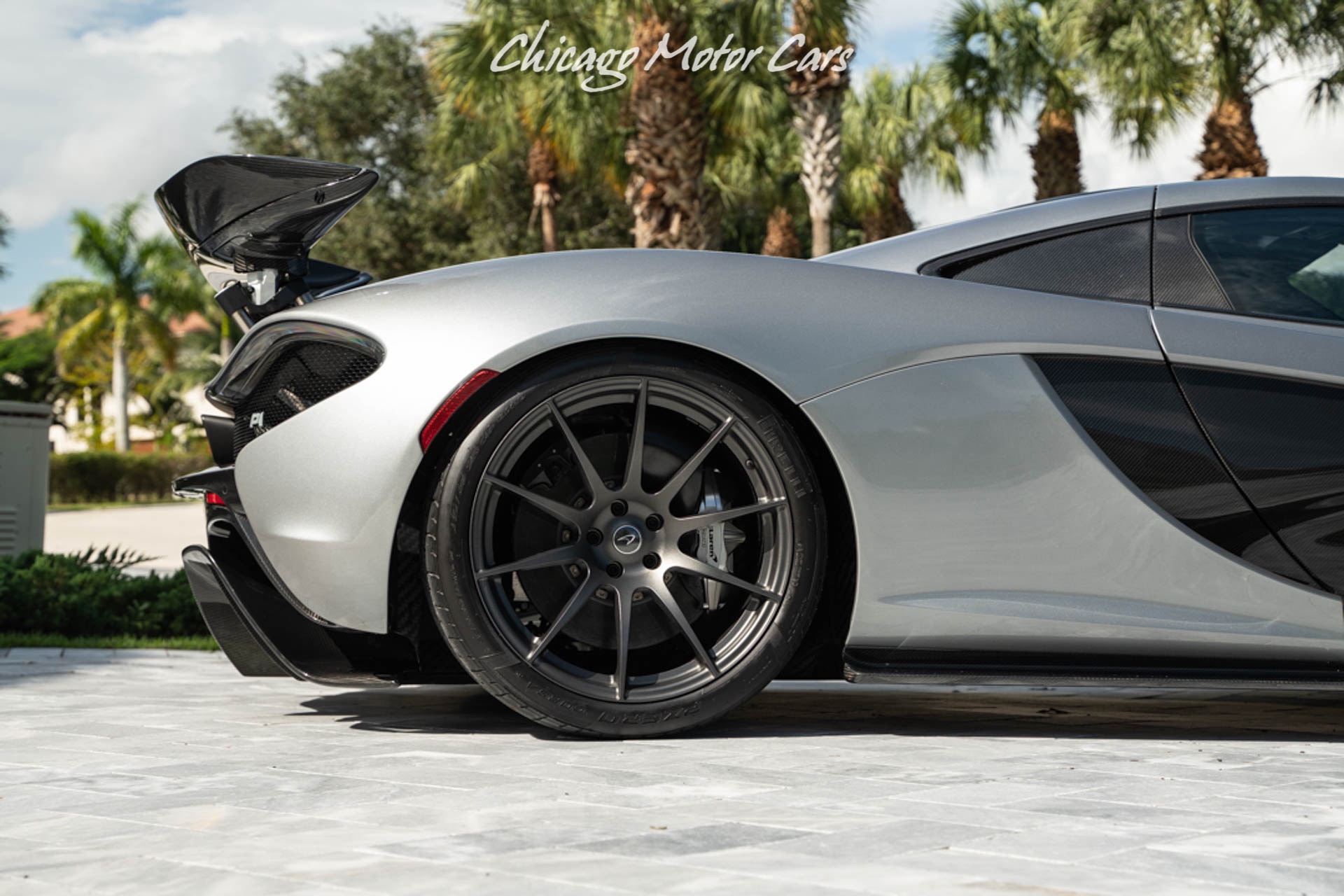 Used-2014-McLaren-P1-Coupe-Completely-Serviced-Carbon-Fiber-Collector-Quality