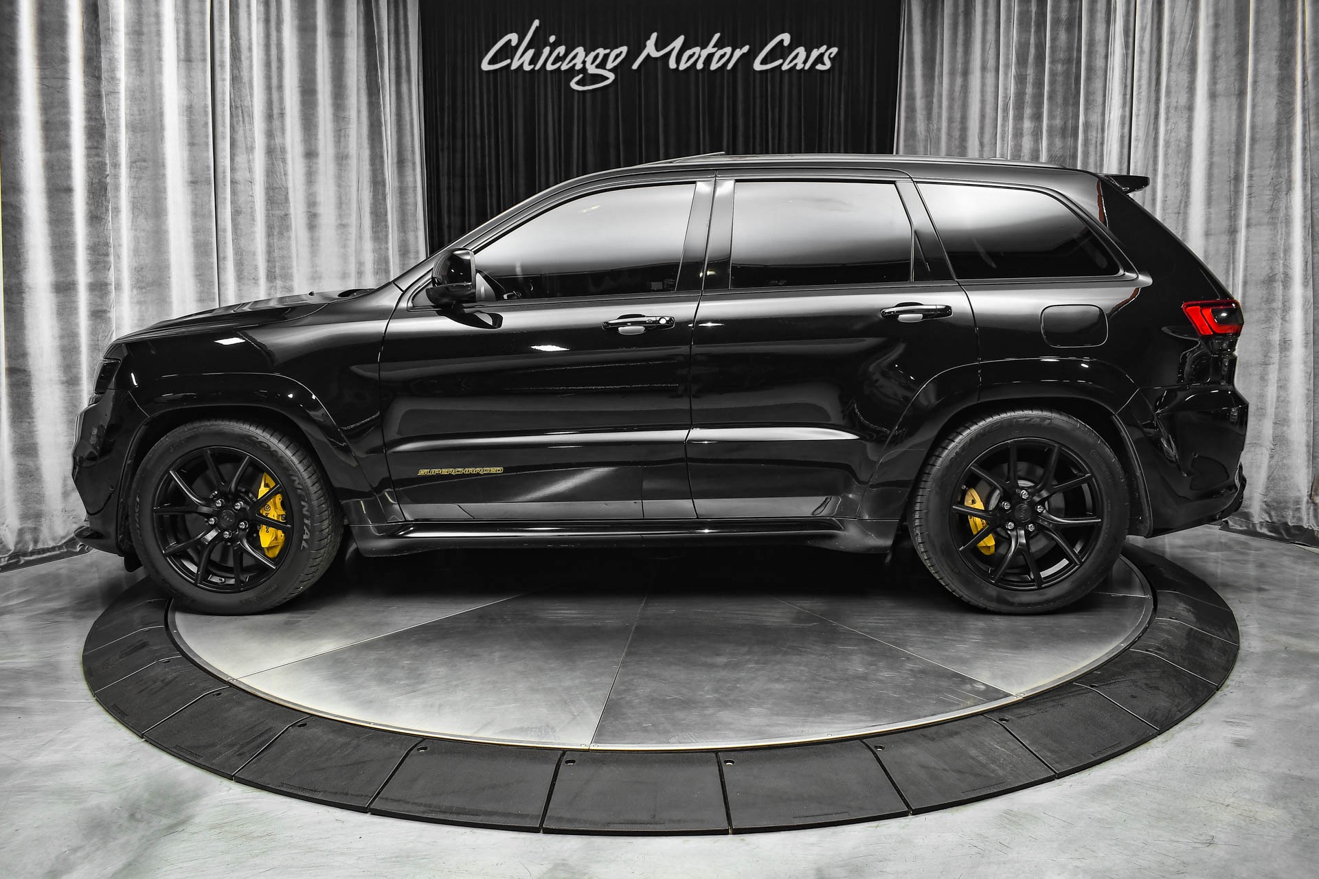 Used-2018-Jeep-Grand-Cherokee-Trackhawk-Upgraded-SRT-Audio-LOADED-1000-Horsepower