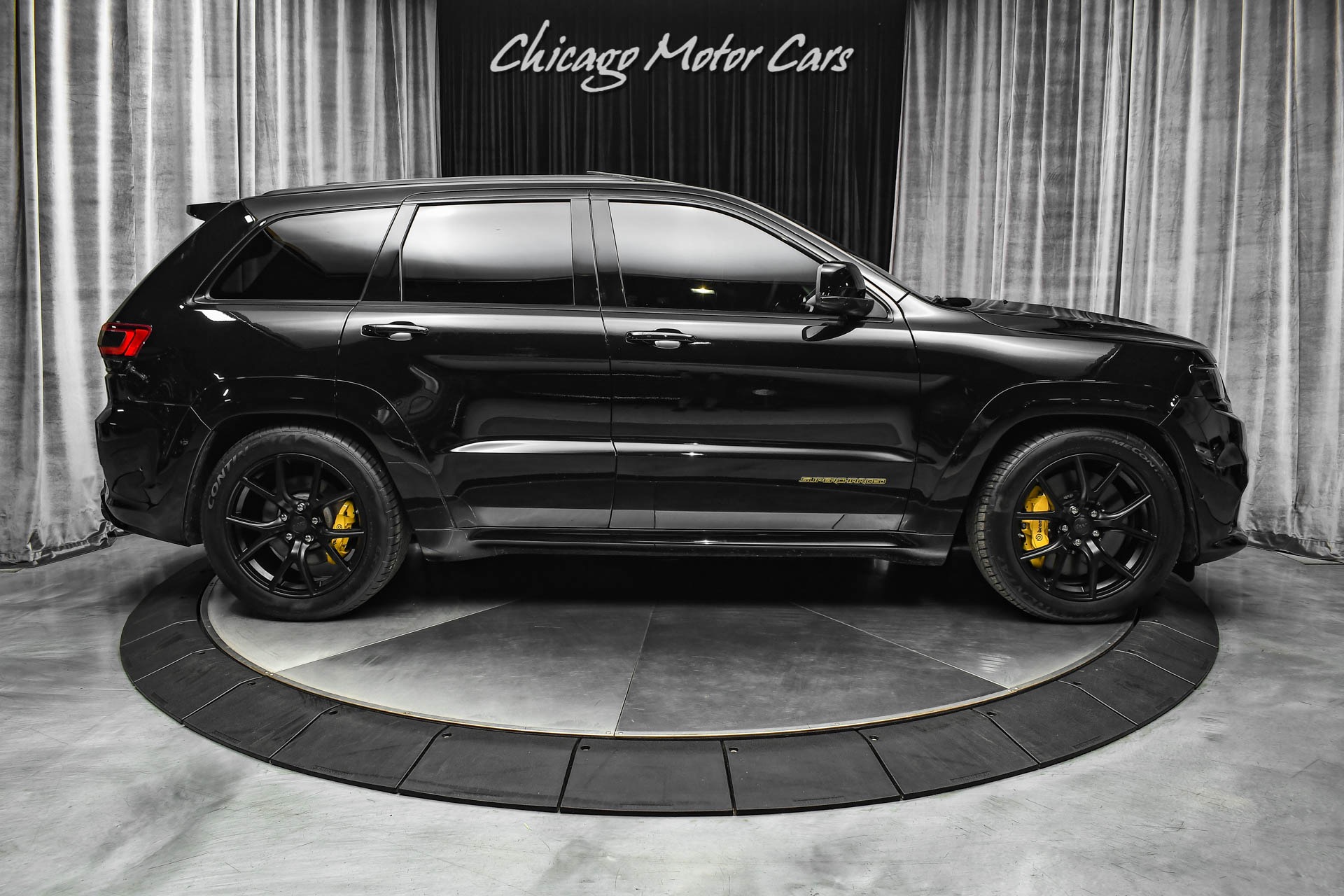 Used-2018-Jeep-Grand-Cherokee-Trackhawk-Upgraded-SRT-Audio-LOADED-1000-Horsepower