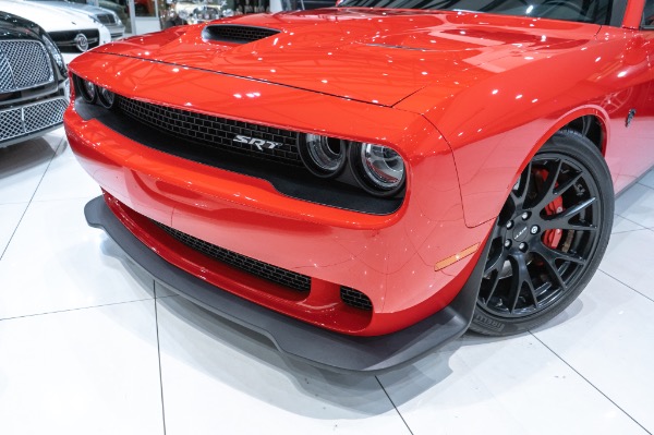 Used 2016 Dodge Challenger SRT Hellcat Coupe! 8-Speed Auto! Power Sunroof! Serviced! for sale Sold at Chicago Motor Cars in West Chicago IL 60185 4