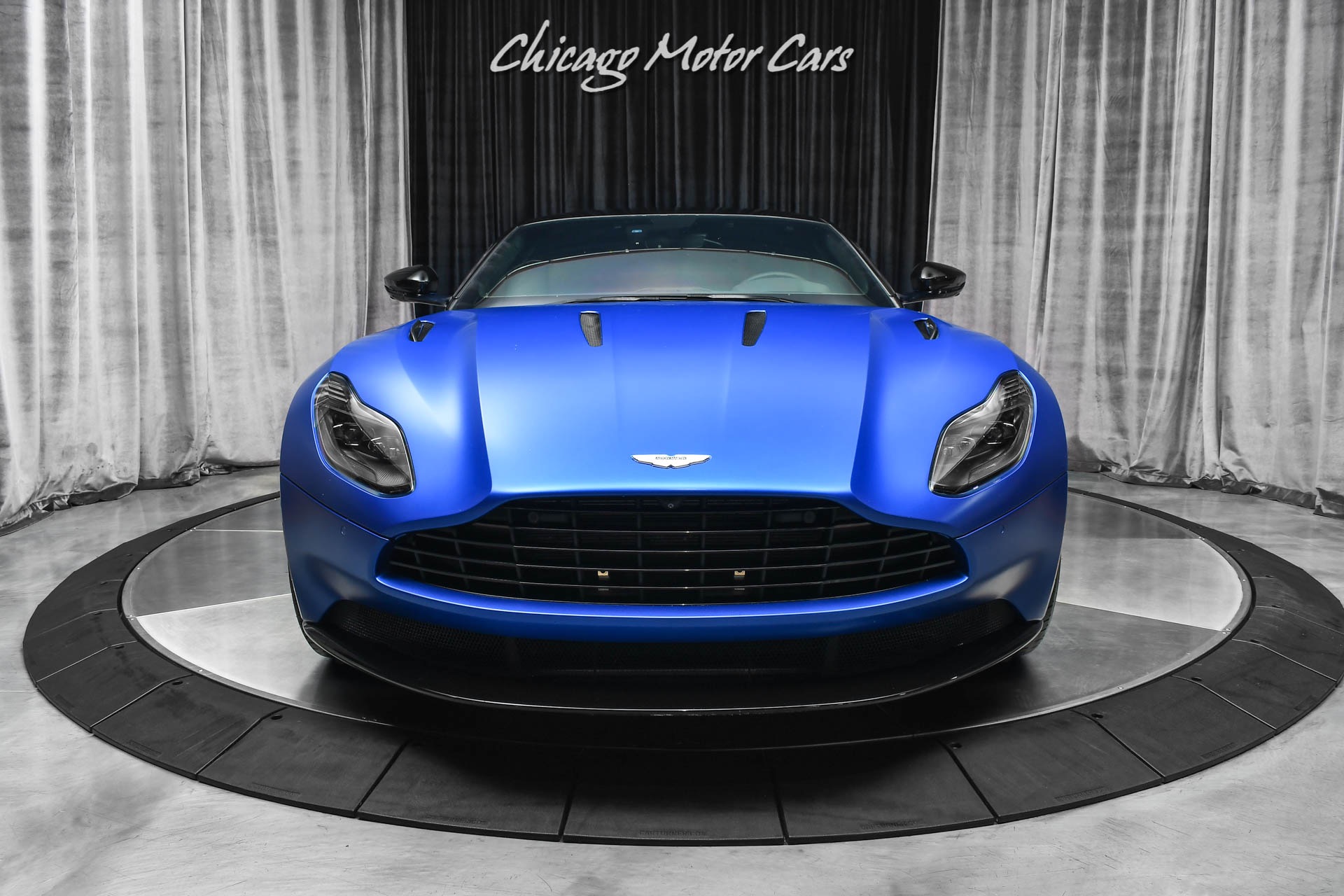 Used-2020-Aston-Martin-DB11-AMR-V12-Coupe-Stealth-PPF-B-O-Surround-Sound-Carbon-Fiber-LOADED