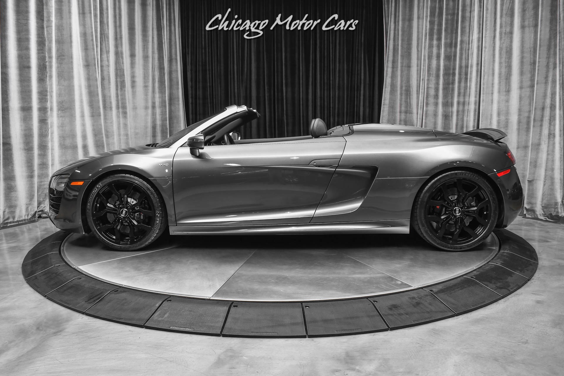 Used-2015-Audi-R8-52L-V10-52-quattro-Carbon-Spyder-Carbon-Fiber-Audi-Exclusive-Optics-LOADED