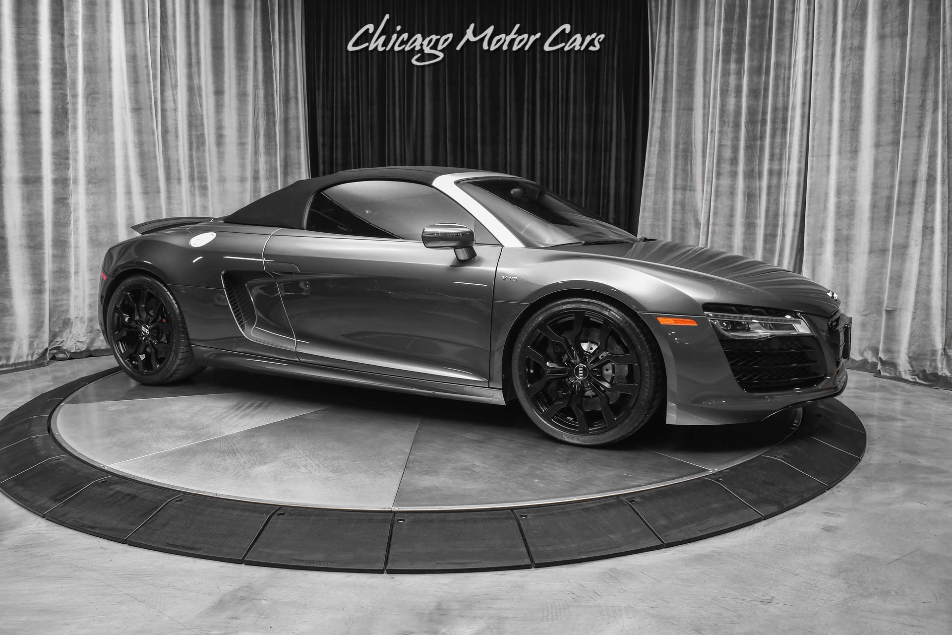 Used-2015-Audi-R8-52L-V10-52-quattro-Carbon-Spyder-Carbon-Fiber-Audi-Exclusive-Optics-LOADED