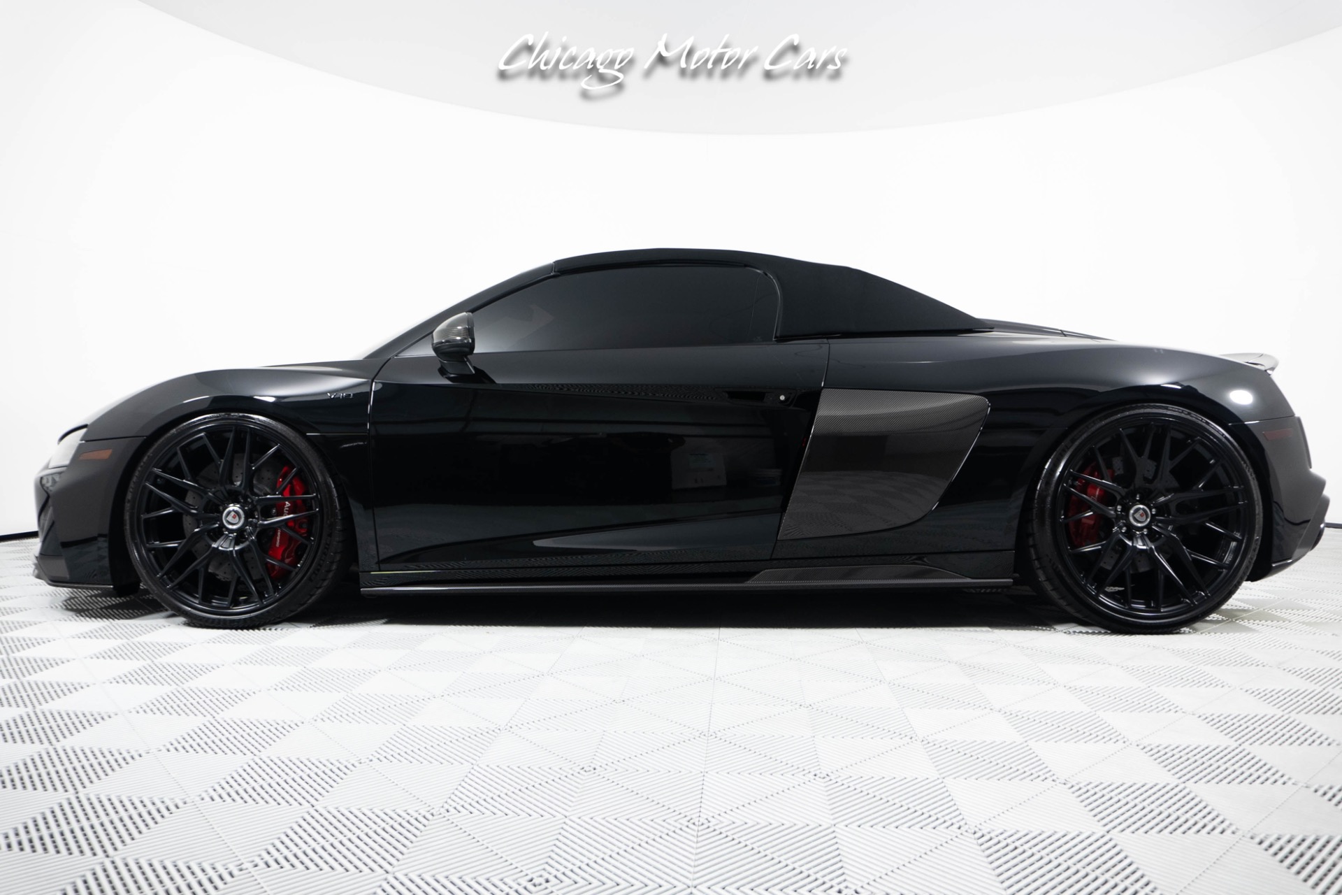 2020 AUDI R8 - Image 12