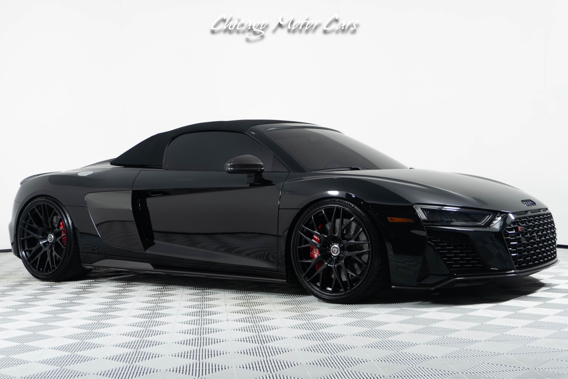2020 AUDI R8 - Image 18