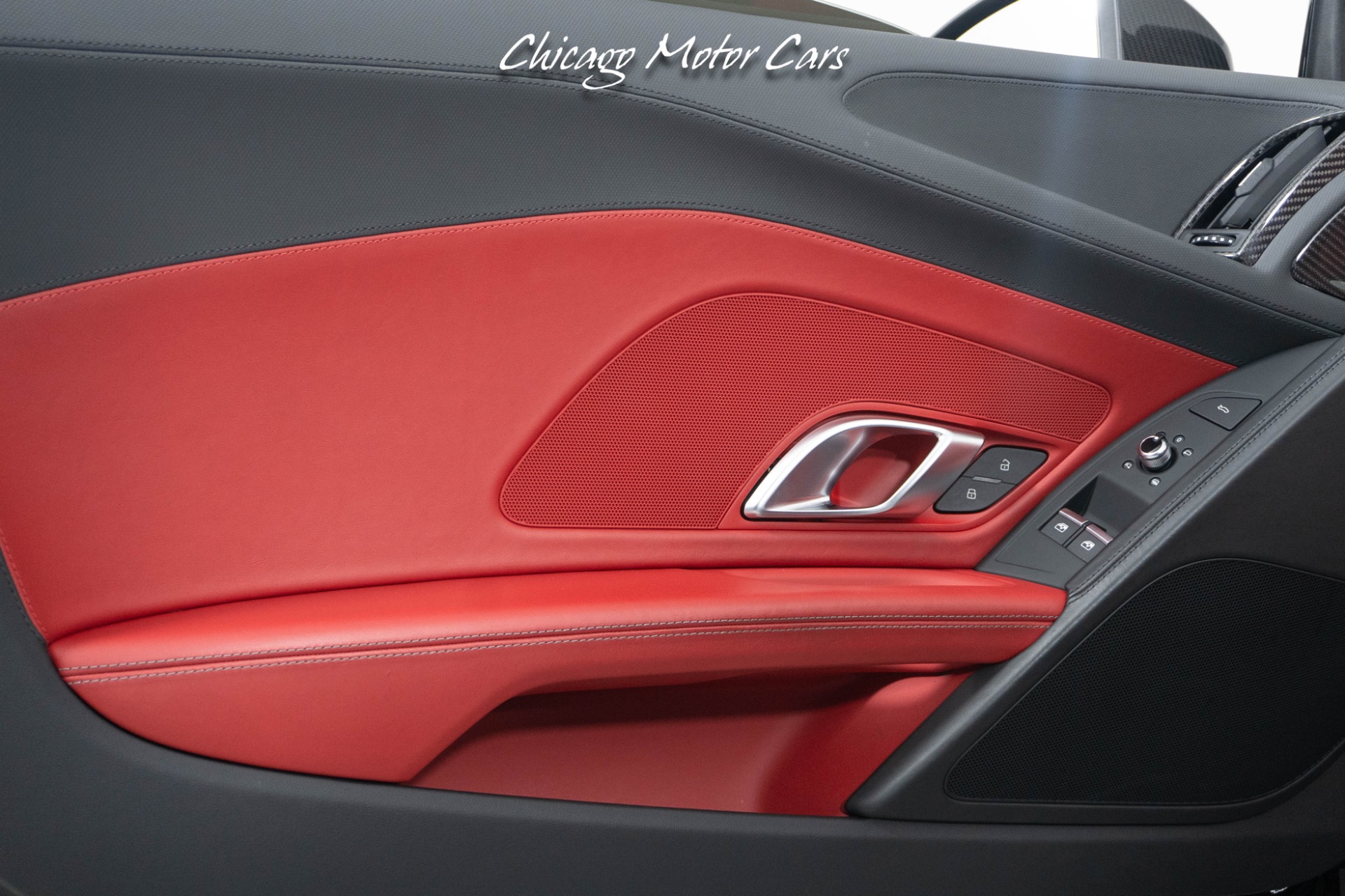 2020 AUDI R8 - Image 30