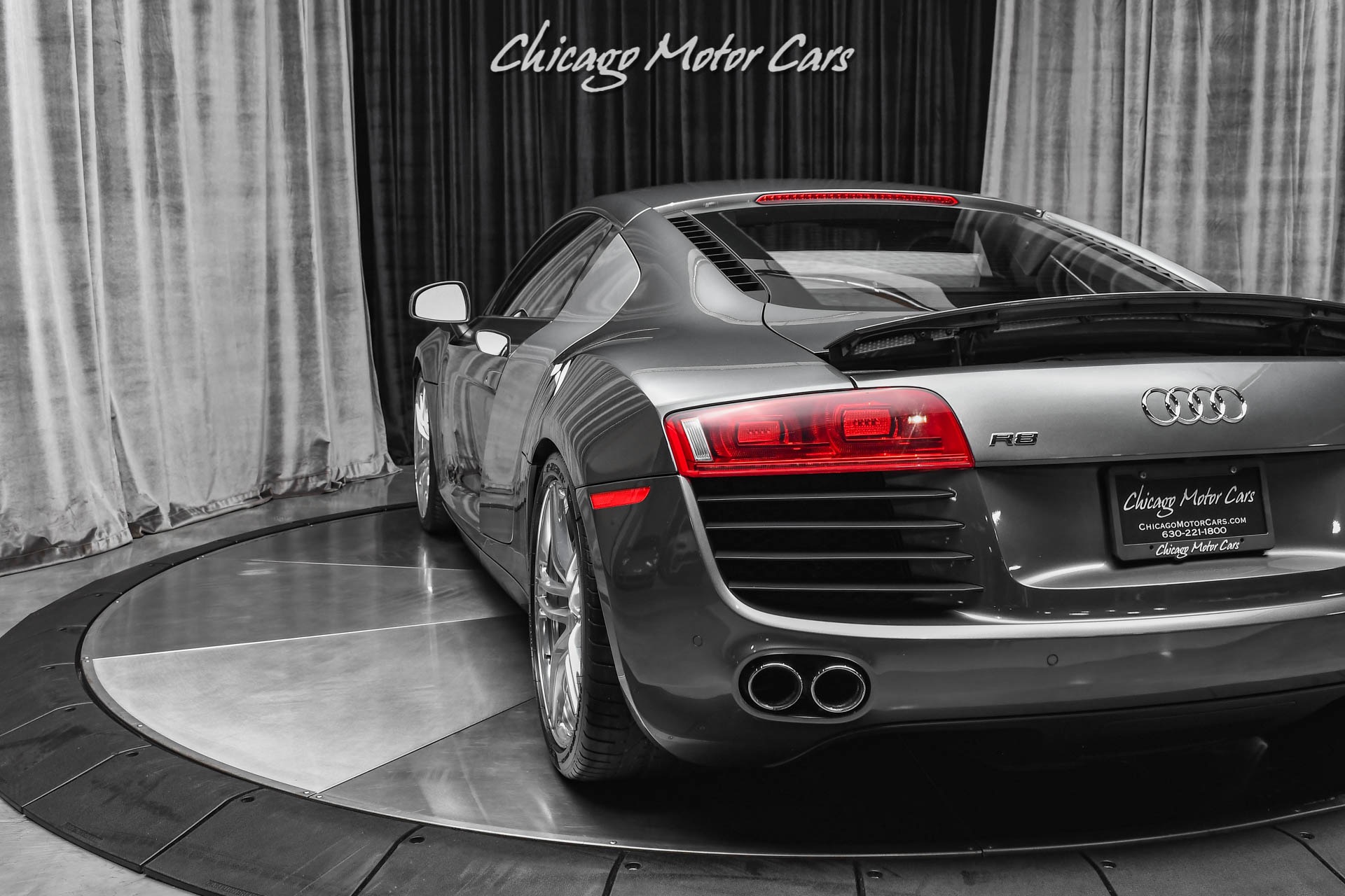 Used-2009-Audi-R8-Quattro-Daytona-Gray-Pearl-6-Speed-Manual-Premium-Pack-LOADED