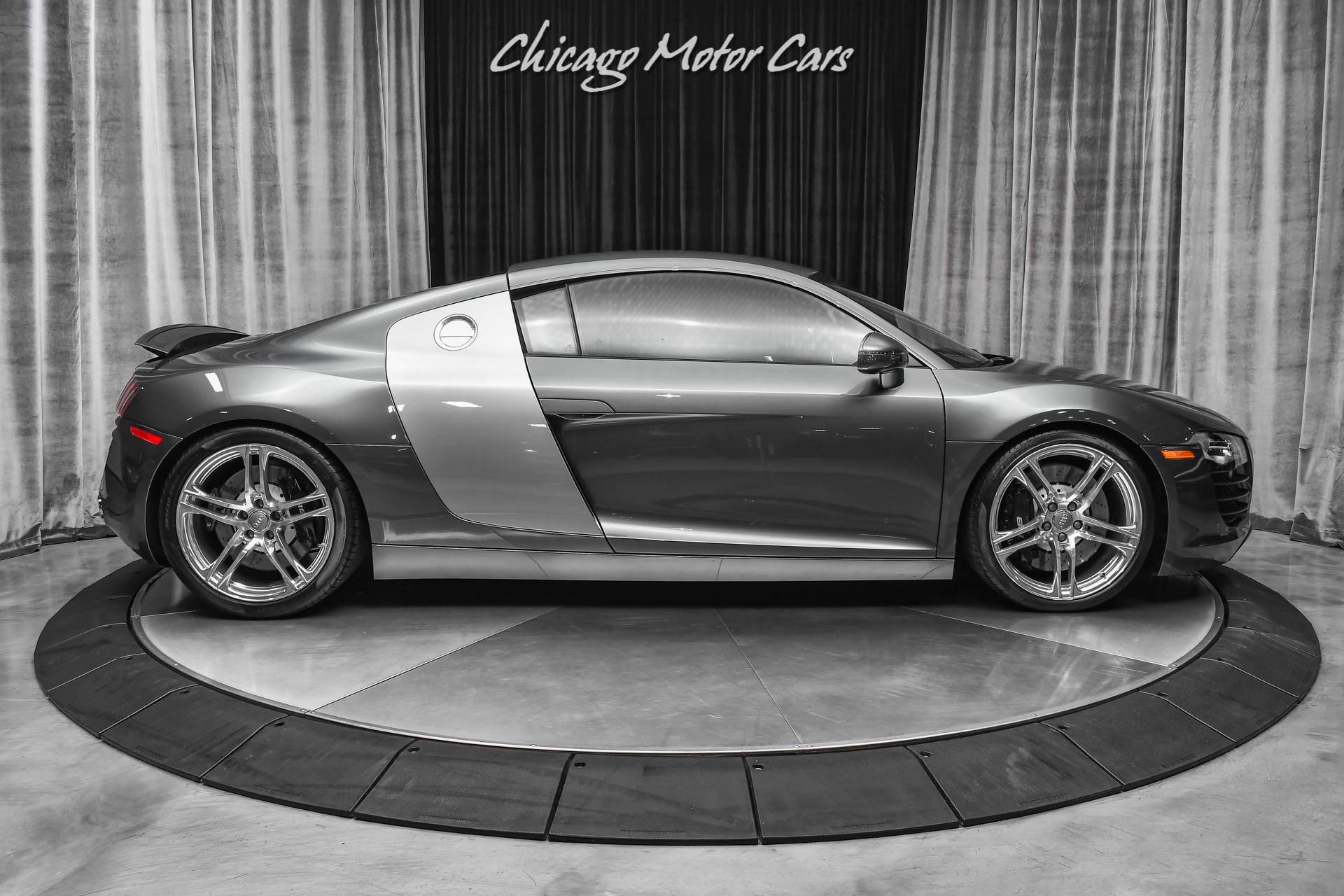 Used-2009-Audi-R8-Quattro-Daytona-Gray-Pearl-6-Speed-Manual-Premium-Pack-LOADED