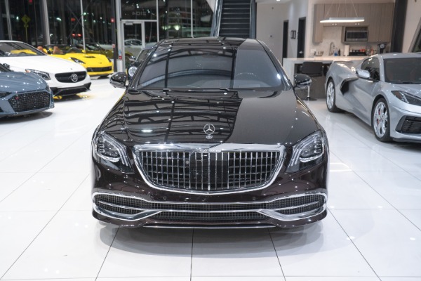 Used-2019-Mercedes-Benz-S560-Maybach-4Matic-Sedan---MSRP-194045--Spectacular-Two-Tone-Magic-Sky-Exec-Rear-Seats