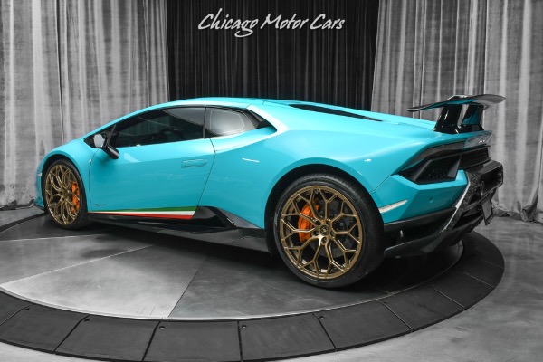 Used 2018 Lamborghini Huracan LP640-4 Performante Coupe RARE Ad Personam Blu Glauco Only 3K Miles LOADED! for sale Sold at Chicago Motor Cars in West Chicago IL 60185 3