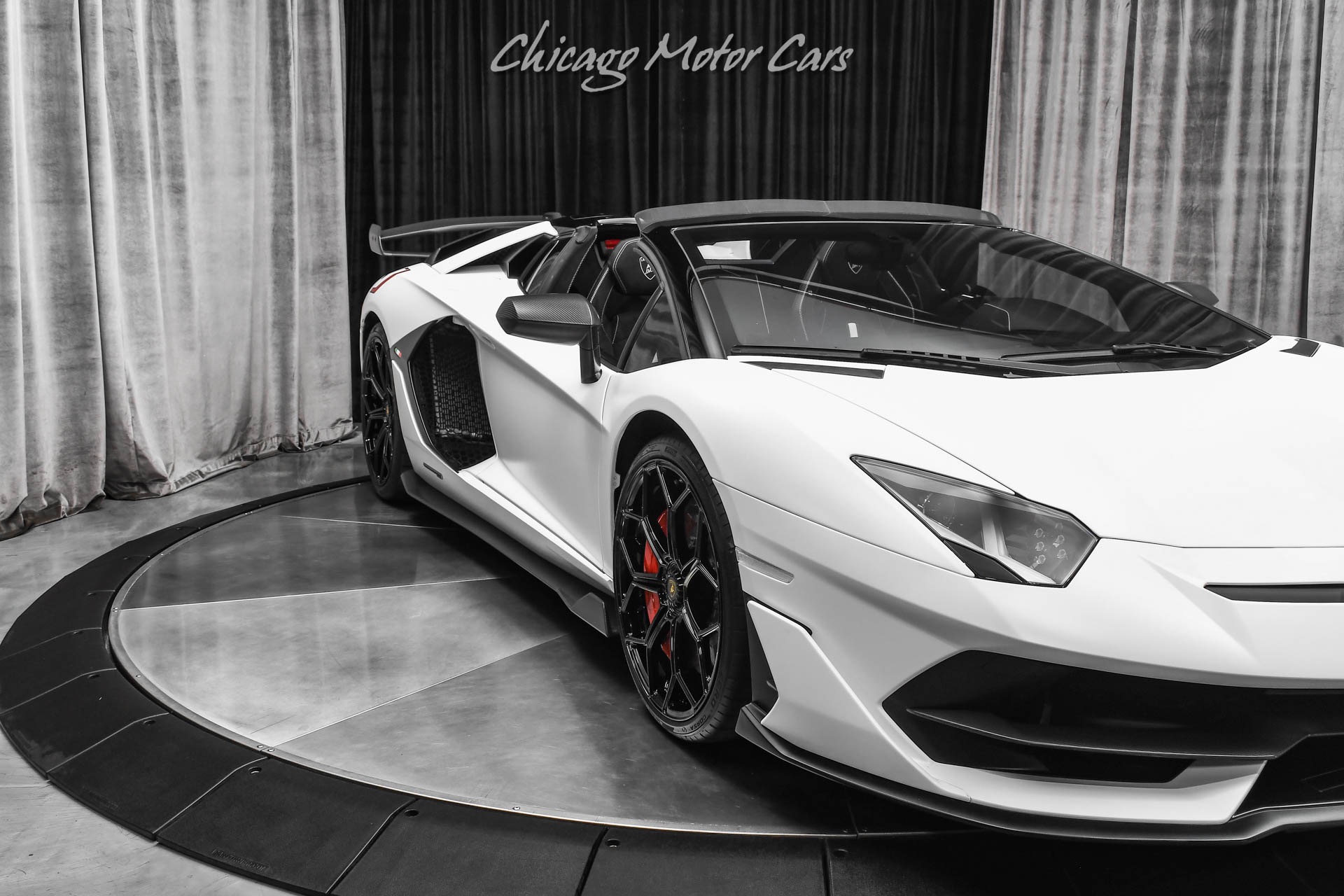 Used-2020-Lamborghini-Aventador-SVJ-LP770-4-Roadster-Factory-Matte-White-CARBON-FIBER-Everywhere-Only-2k-Miles