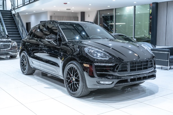 Used 2017 Porsche Macan GTS SUV AWD Premium Plus Pkg! Loaded! Navigation! Serviced! Perfect! for sale Sold at Chicago Motor Cars in West Chicago IL 60185 5