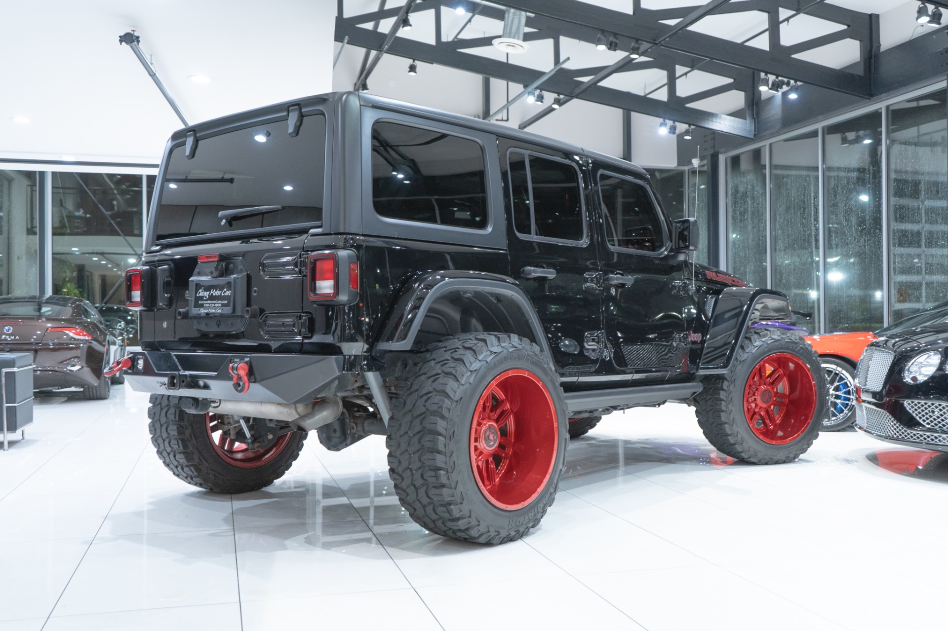 Used-2018-Jeep-Wrangler-Unlimited-Rubicon-Lifted-SuspensionWheels-Tasteful-Upgrades-LOADED