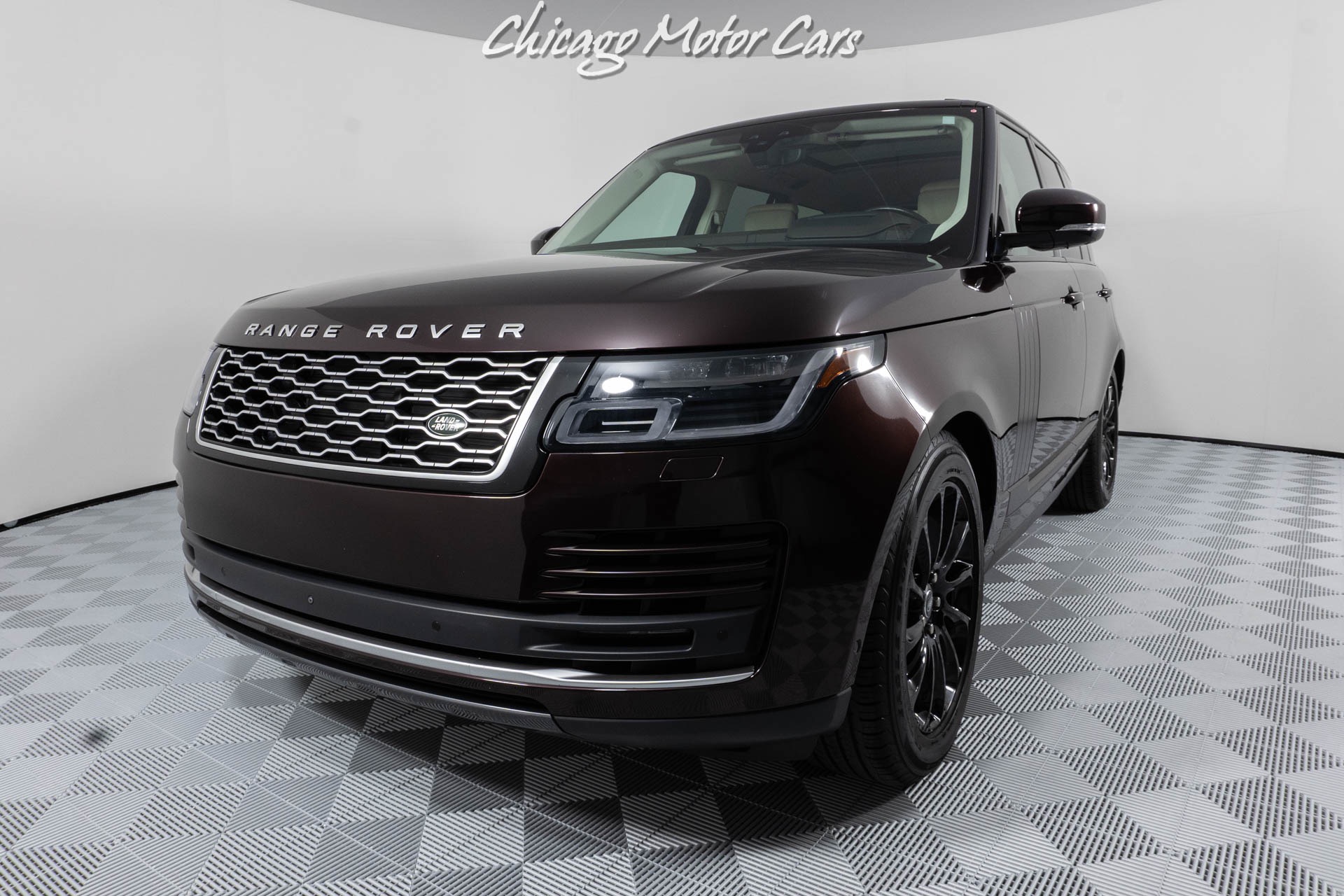 Used-2018-Land-Rover-Range-Rover-Supercharged-SUV-22-Way-Massage-Seats-Meridian-Surround-Sound-LOADED