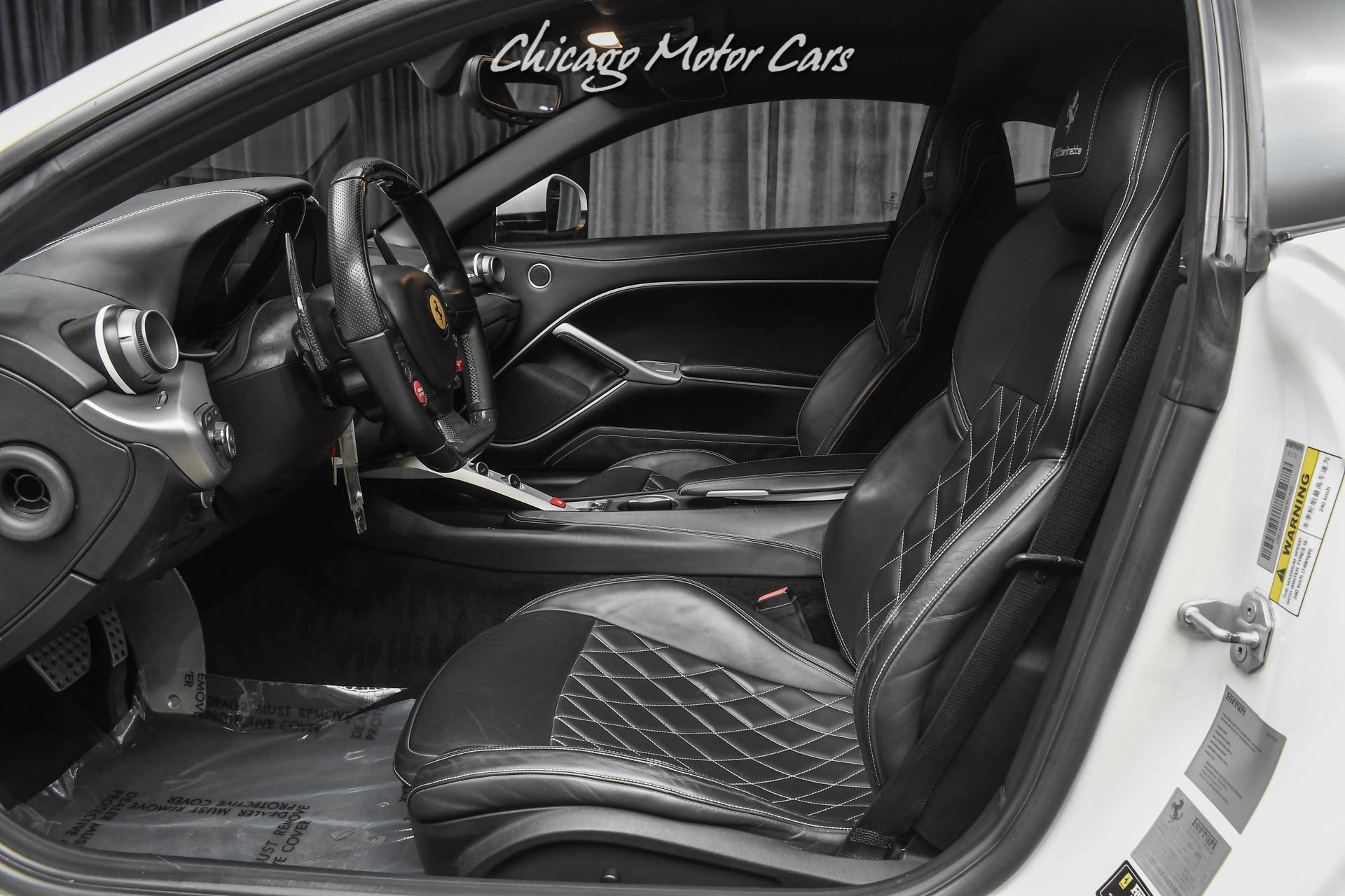 Used-2014-Ferrari-F12berlinetta-Coupe-Carbon-Fiber-Driver-Zone--LEDs-Diamond-Pattern-Seats