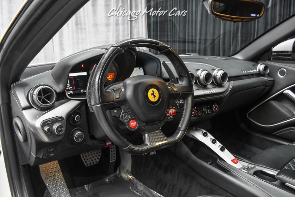 Used-2014-Ferrari-F12berlinetta-Coupe-Carbon-Fiber-Driver-Zone--LEDs-Diamond-Pattern-Seats