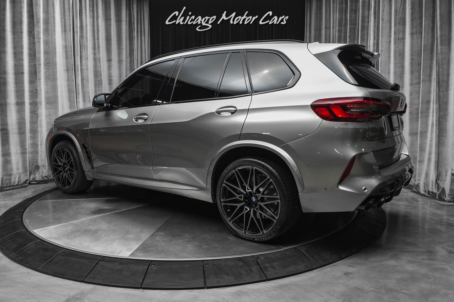 Used-2021-BMW-X5-M-Competition