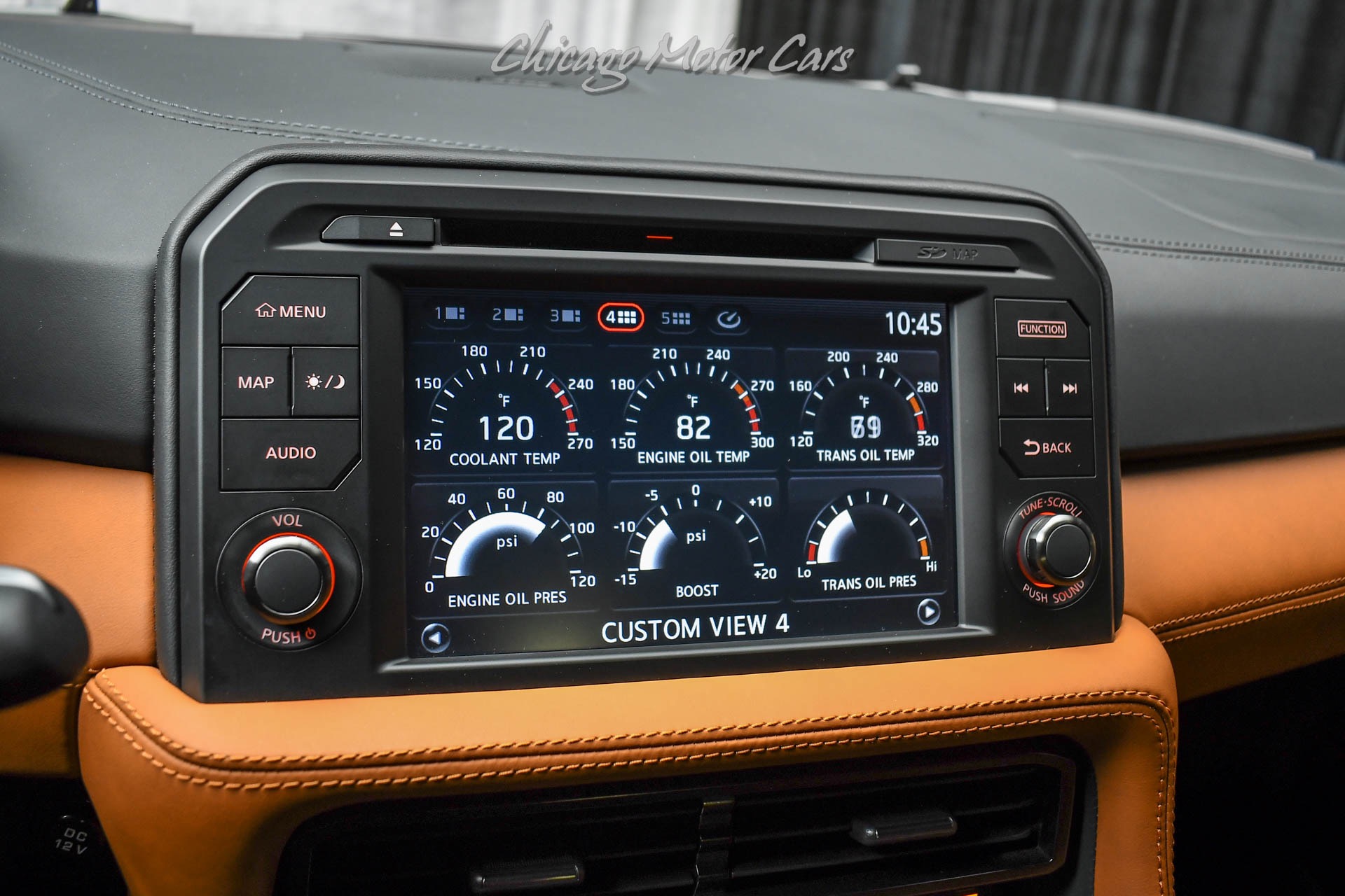 2017 NISSAN GT-R - Image 13