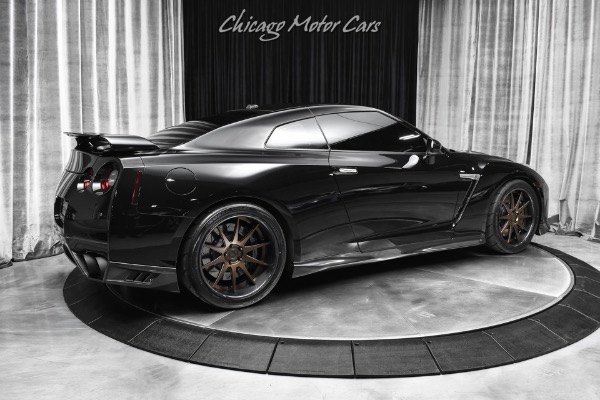 Used 2017 Nissan GT-R PREMIUM CICIO PERFORMANCE C1400+ PKG AND BRAKE PKG 20 INCH AVANT WHEELS for sale Sold at Chicago Motor Cars in West Chicago IL 60185 5
