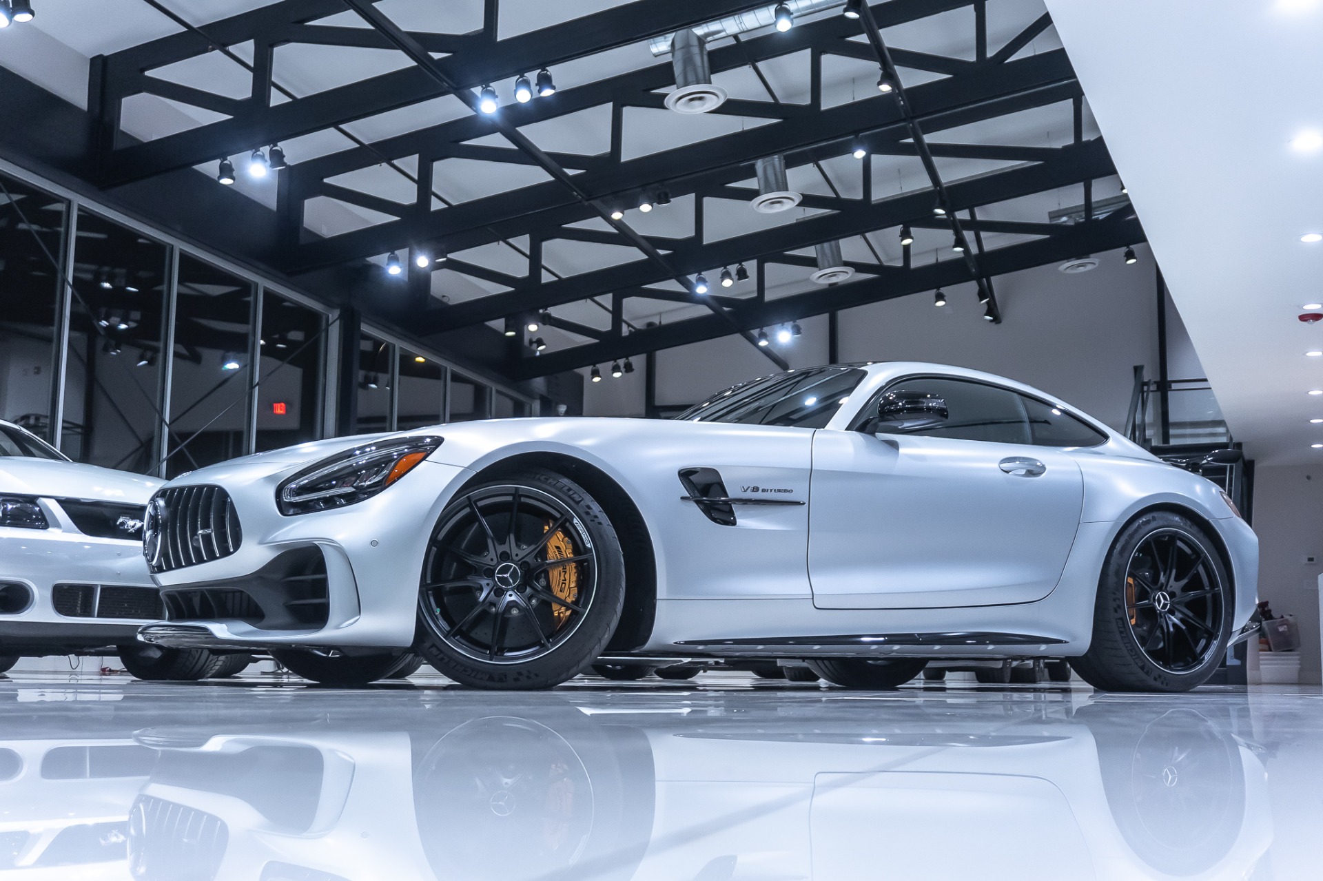 Used-2020-Mercedes-Benz-AMG-GTR-Coupe-Carbon-Ceramic-BrakesExclusive-Int-pkg-Loaded