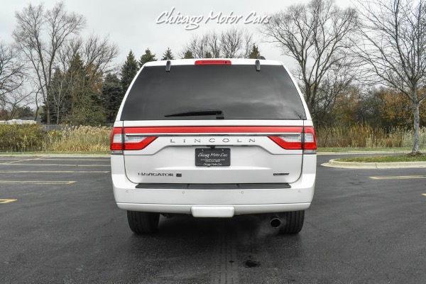 Used 2016 Lincoln Navigator L Reserve SUV Special Tri Coat Paint! Heated & Cooled Seats! Moonroof! for sale Sold at Chicago Motor Cars in West Chicago IL 60185 4