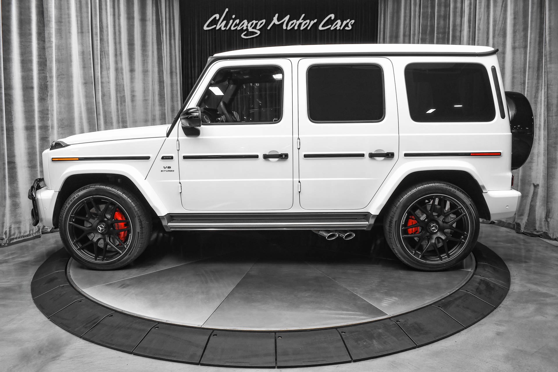 Used-2021-Mercedes-Benz-G63-AMG-4Matic-SUV-Carbon-Fiber-Matte-Black-Wheels-Pristine