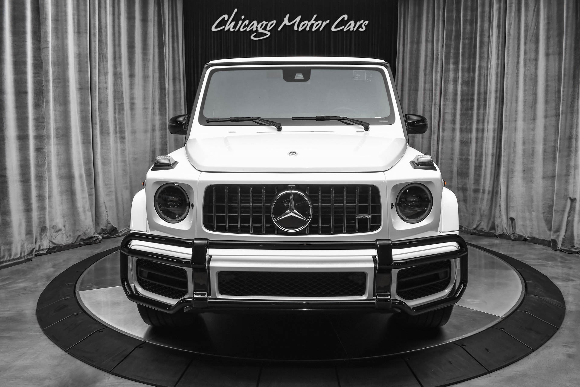 Used-2021-Mercedes-Benz-G63-AMG-4Matic-SUV-Carbon-Fiber-Matte-Black-Wheels-Pristine